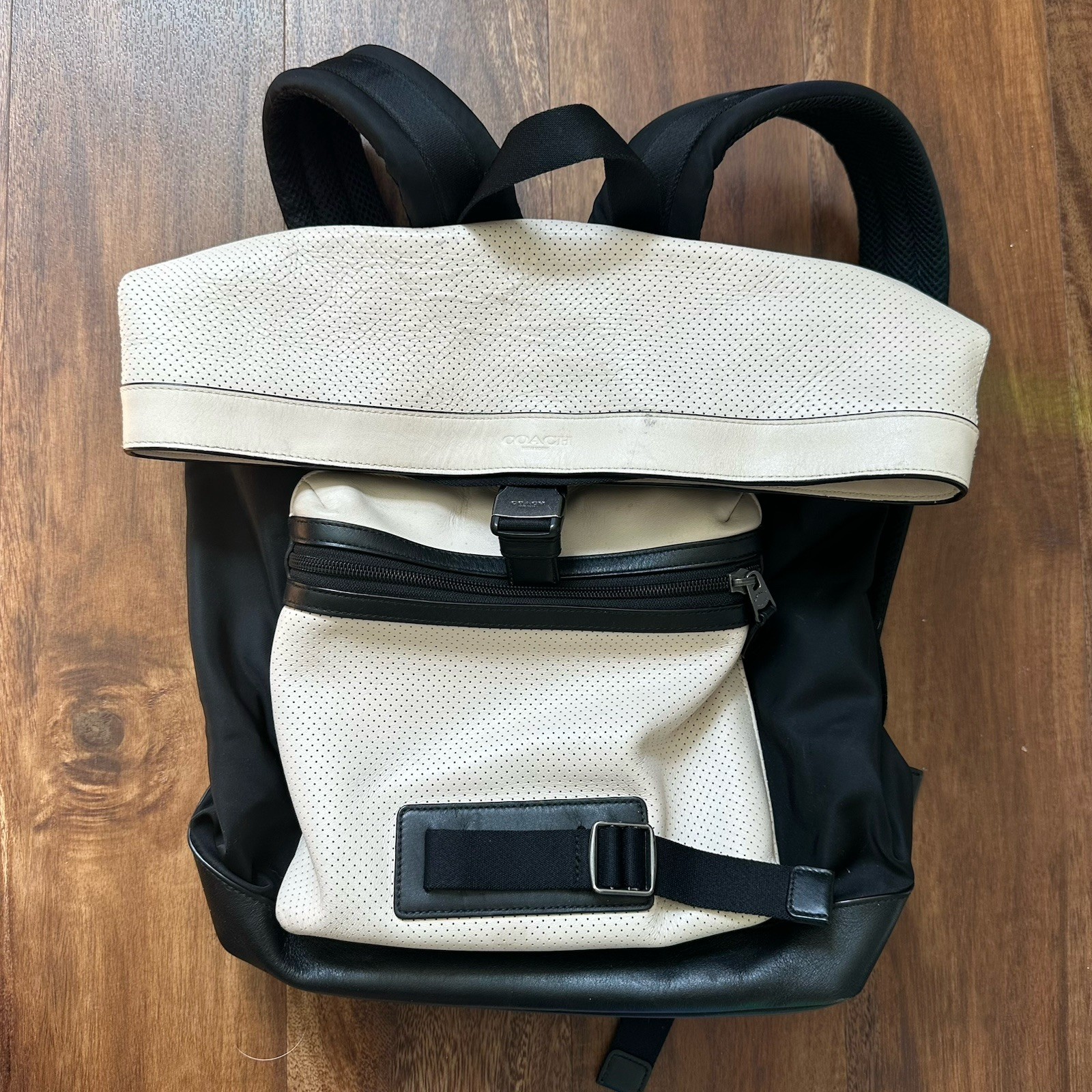 COACH F56662 Explorer Back Pack Perforated Mixed Materials Chalk/Black