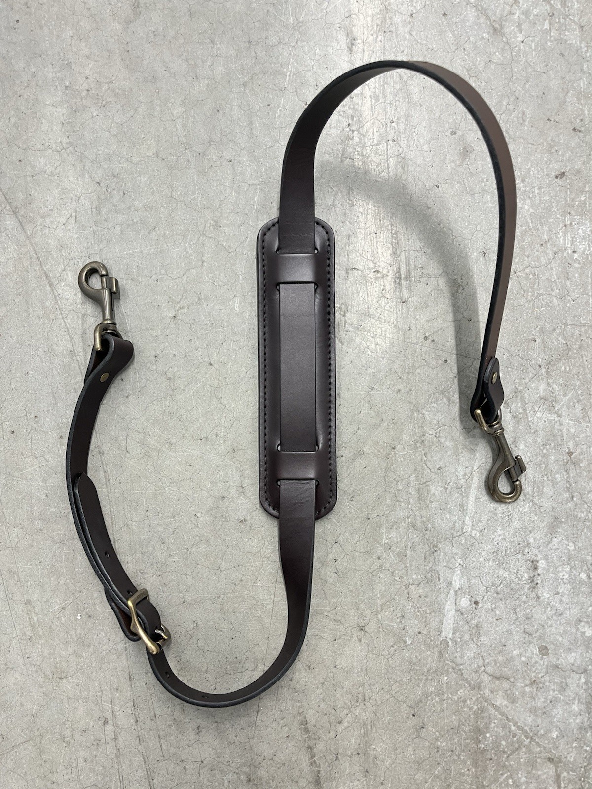 Filson Bridle Leather Brown Padded Soulder Strap Medium – Excellent Condition