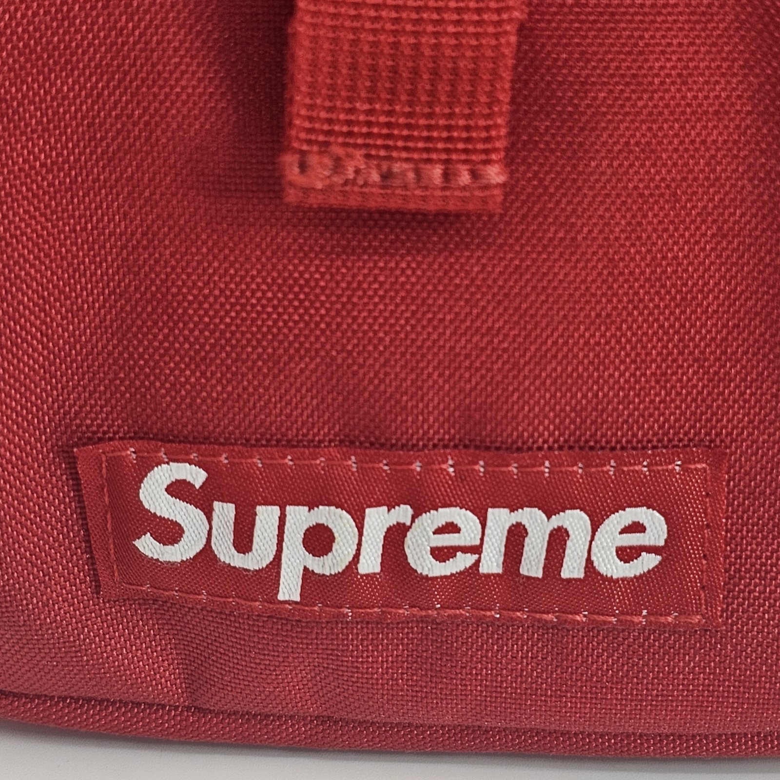 Supreme Red Crossbody Shoulder Bag Adjustable Strap Buckle Zip Casual Travel