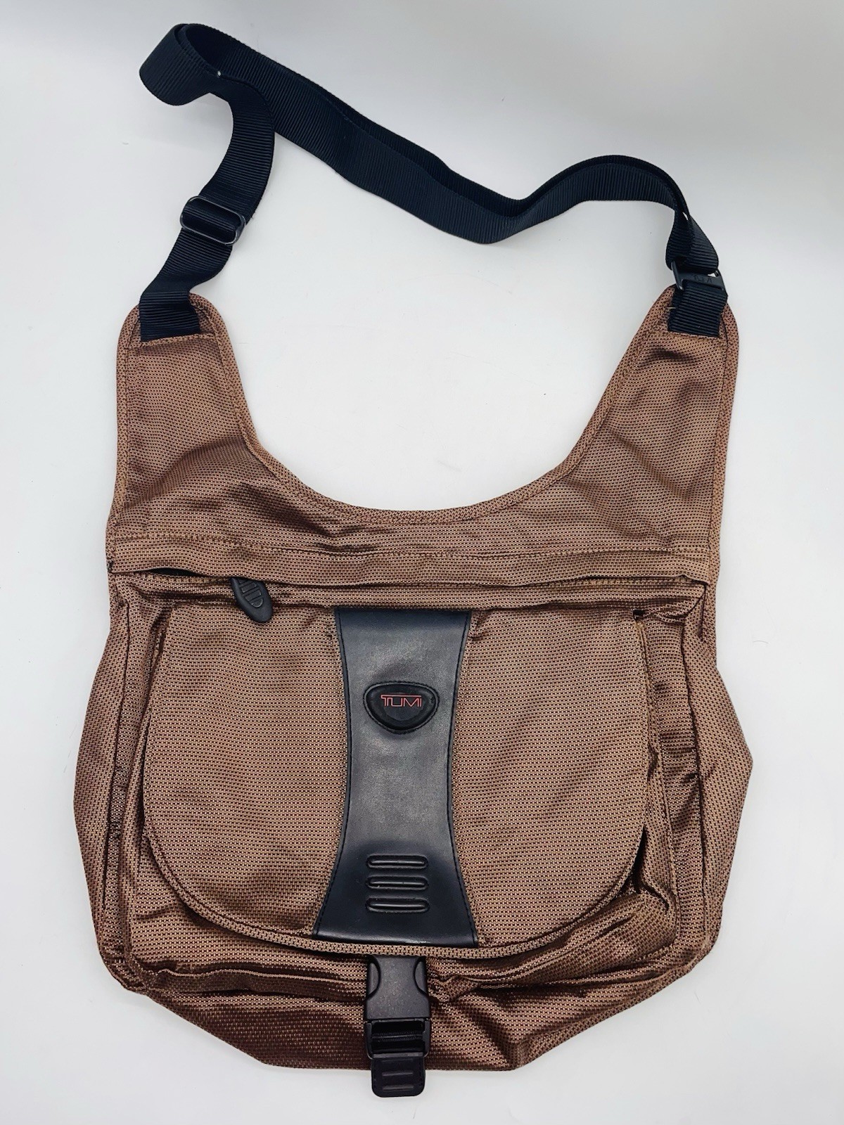 TUMI T2 Shoulder Messenger Crossbody Sling Laptop Ballistic Nylon Brown Copper