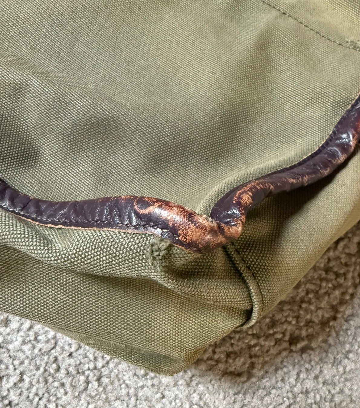 VTG Duluth Pack Green Canvas & Leather Shoulder Messenger Tote Bag