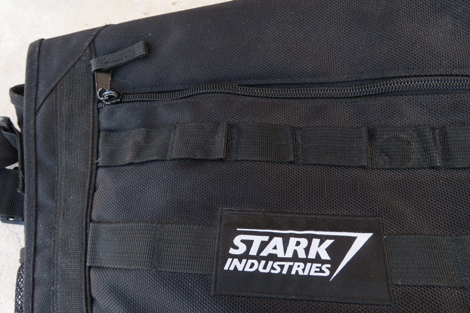 Marvel Iron Man Stark Industries Messenger Bag 16x12x4