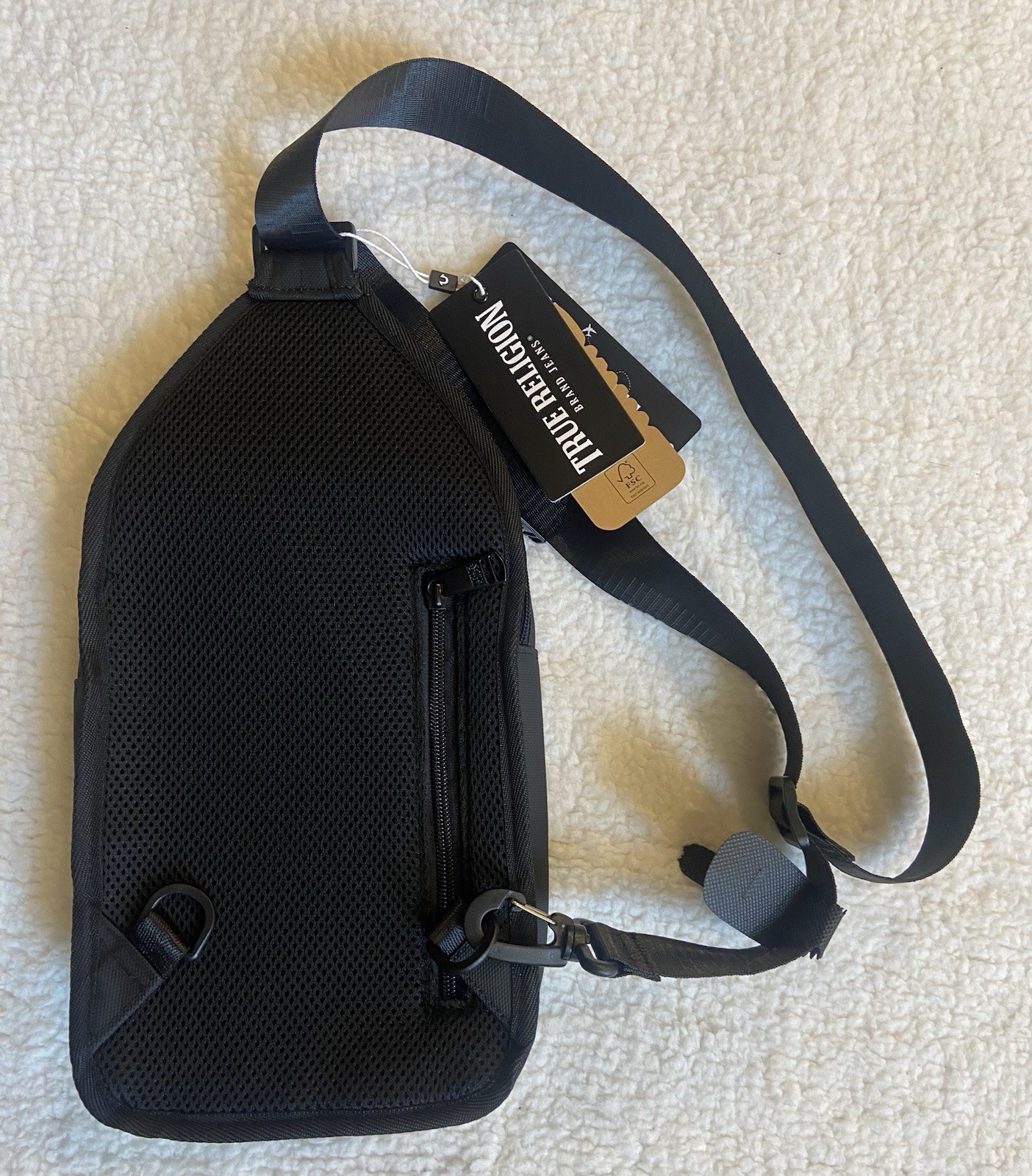 🔥True Religion Designer Sling Crossbody Bag Black Jody 2.0 Travel NWT $60