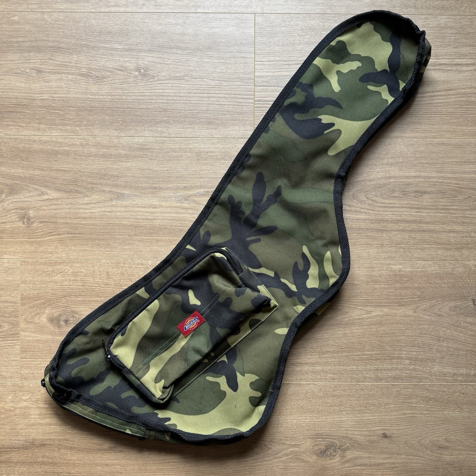 Dickies Camo Yak Pak Guitar Bag – Smaller Guitars / Guitar Hero