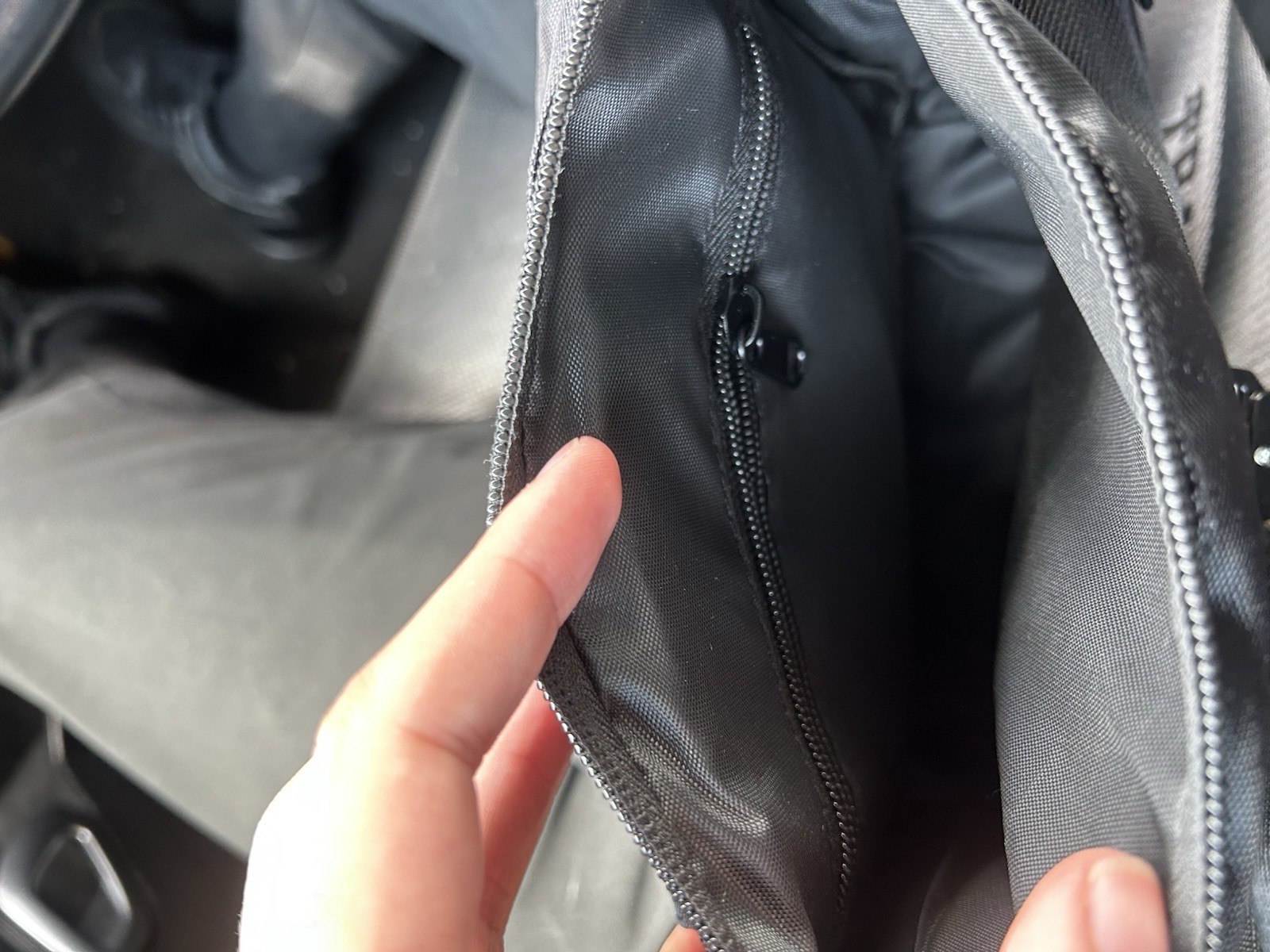 Trapstar Irongate T Crossbody Bag