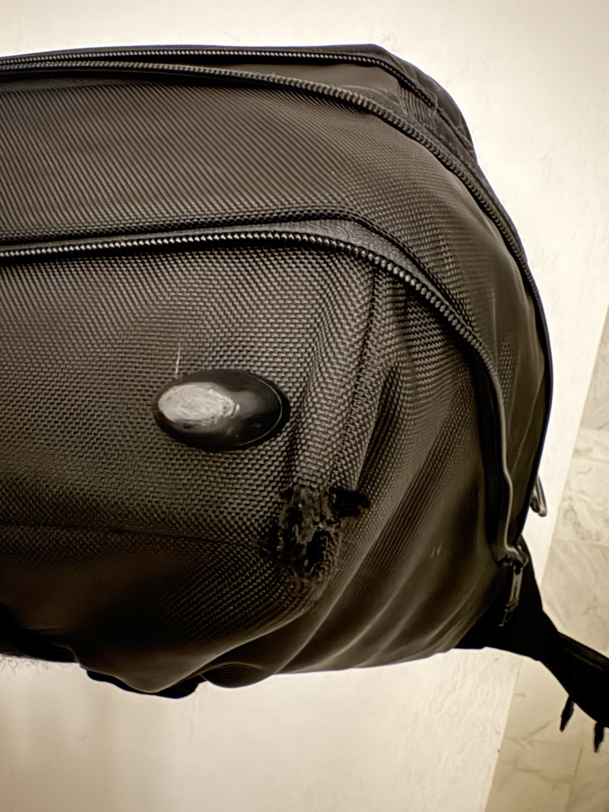 TUMI Alpha 2 ballistic Nylon Double Expansion Duffle 22159D2 Travel Gym Bag
