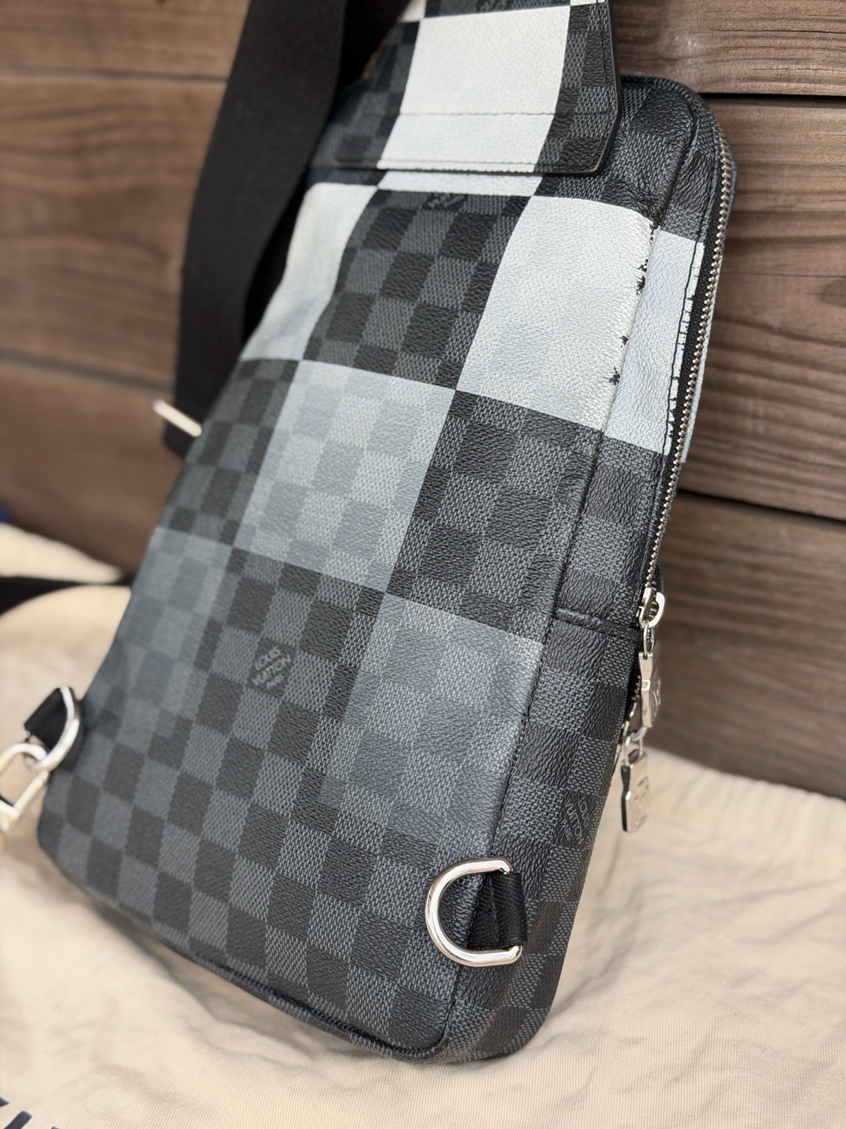 Louis Vuitton Damier Graphite Giant Avenue Sling Bag Black LV