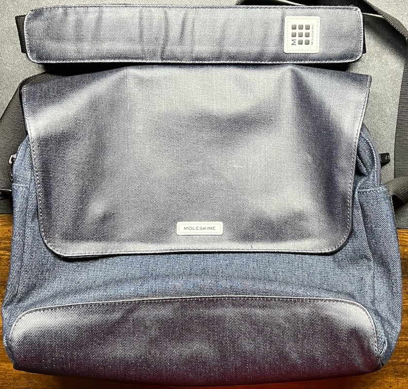 Moleskine Nomad Laptop Messenger Bag Black Blue Denim 14x12x4”