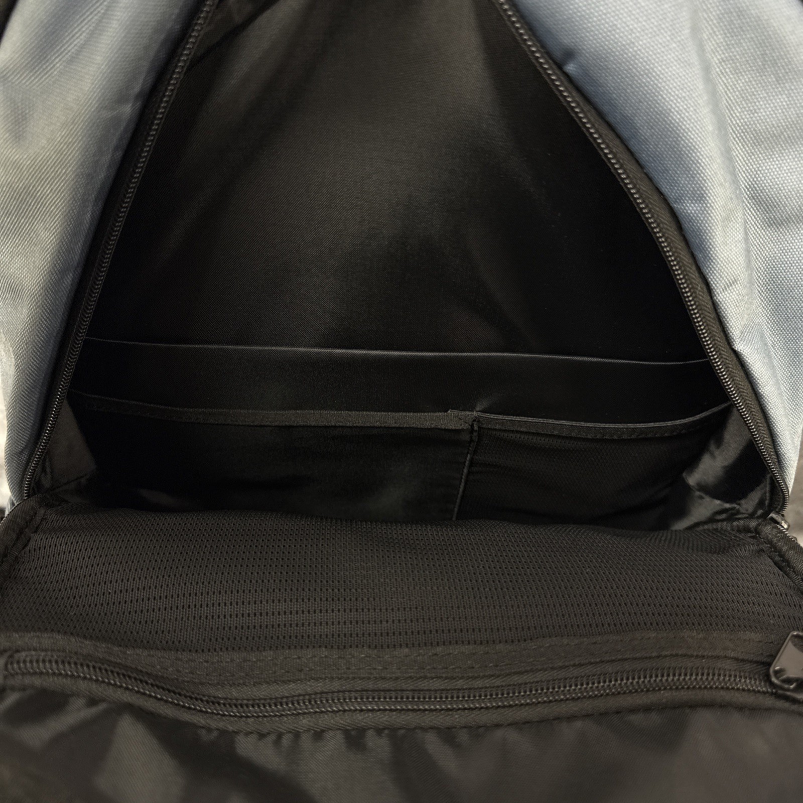 OGIO Pace Pro 20L Backpack Black Laptop Travel Work School Bag NWT • Blue Mirage