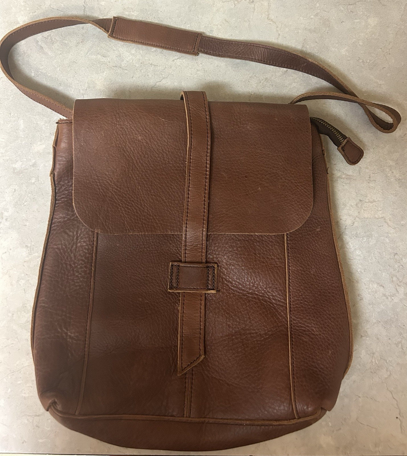 DULUTH TRADING CO. Lifetime Leather Brown Convertible Backpack Crossbody Bag