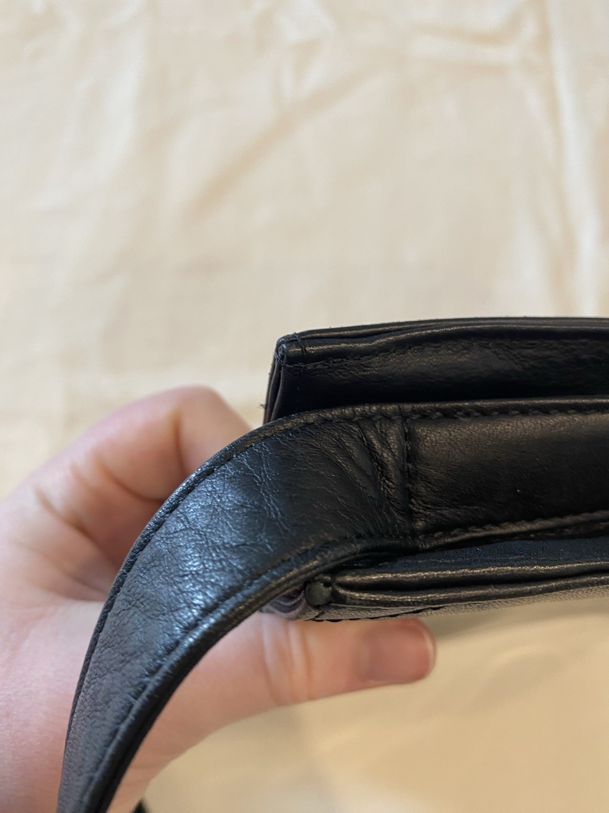 Givenchy Classic Black Shoulder Bag Leather Men’s/Unisex Vintage Two-Tone