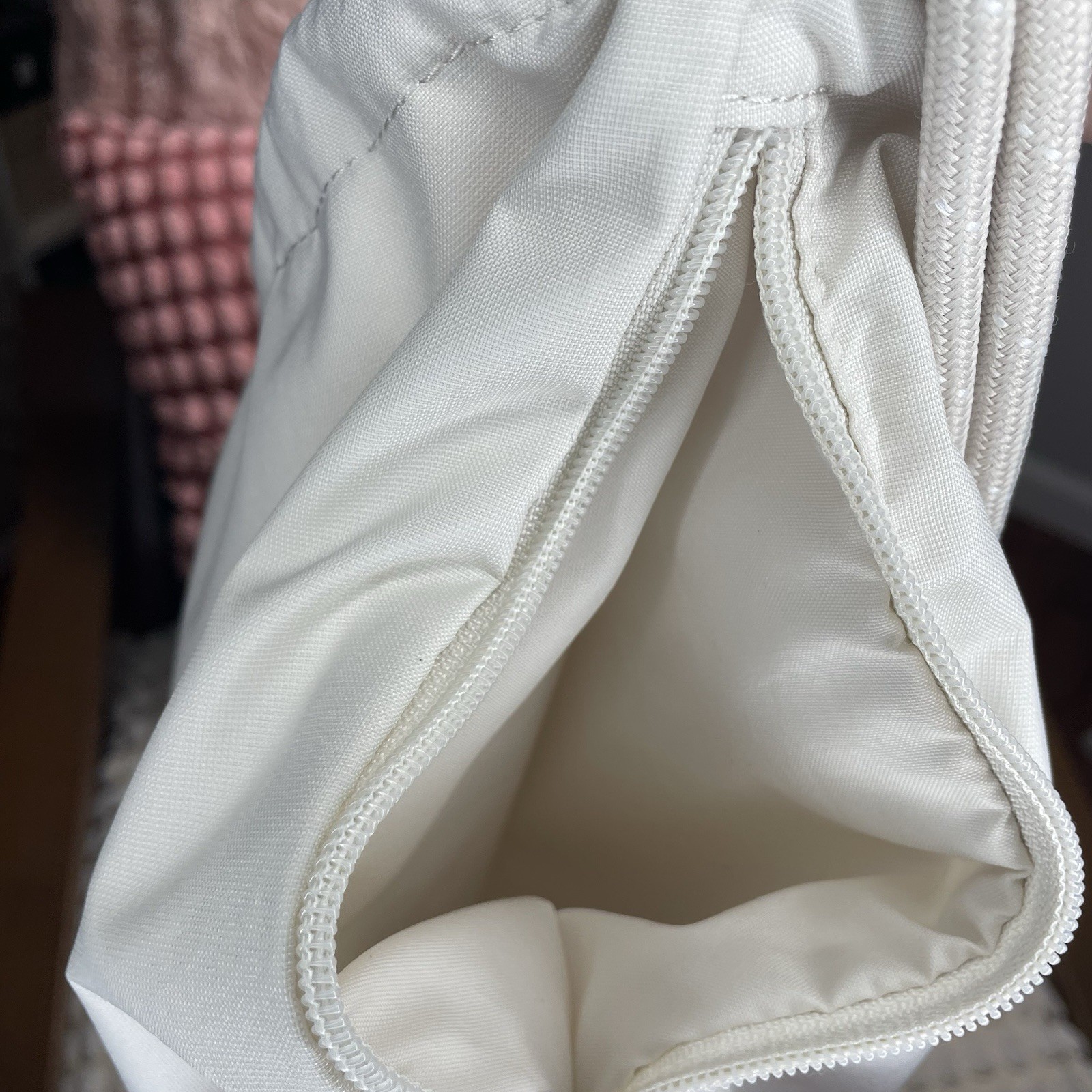 NIKE Heritage Drawstring Unisex Bag Backpack Sackpack Gym, Side Zipper Ivory
