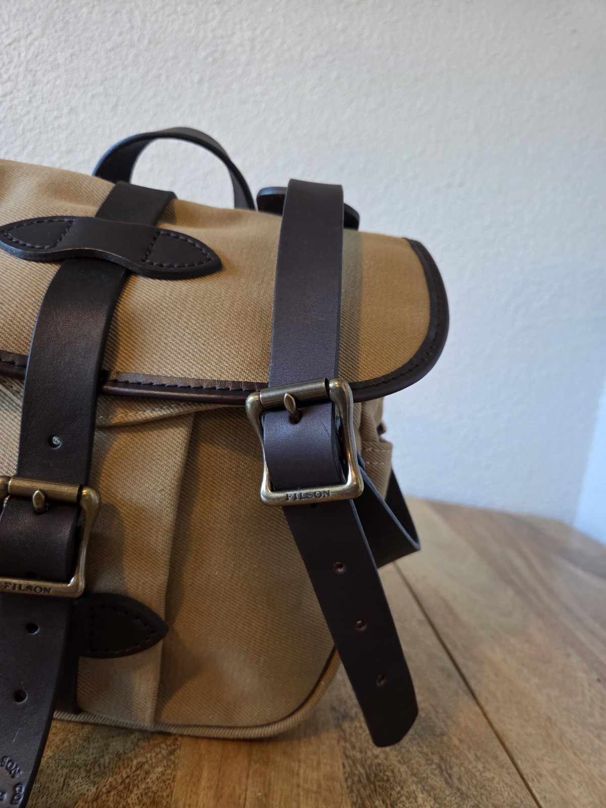 Filson Small Rugged Twill Field Bag | NWOT | Tan | Made in USA | MSRP $465