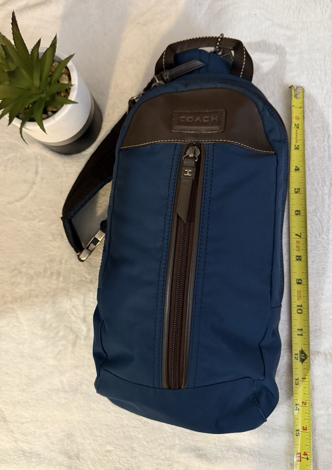 Coach Men’s Blue/Brown Solid Sling Bag Zip Closure Adjustable Shoulder Strap