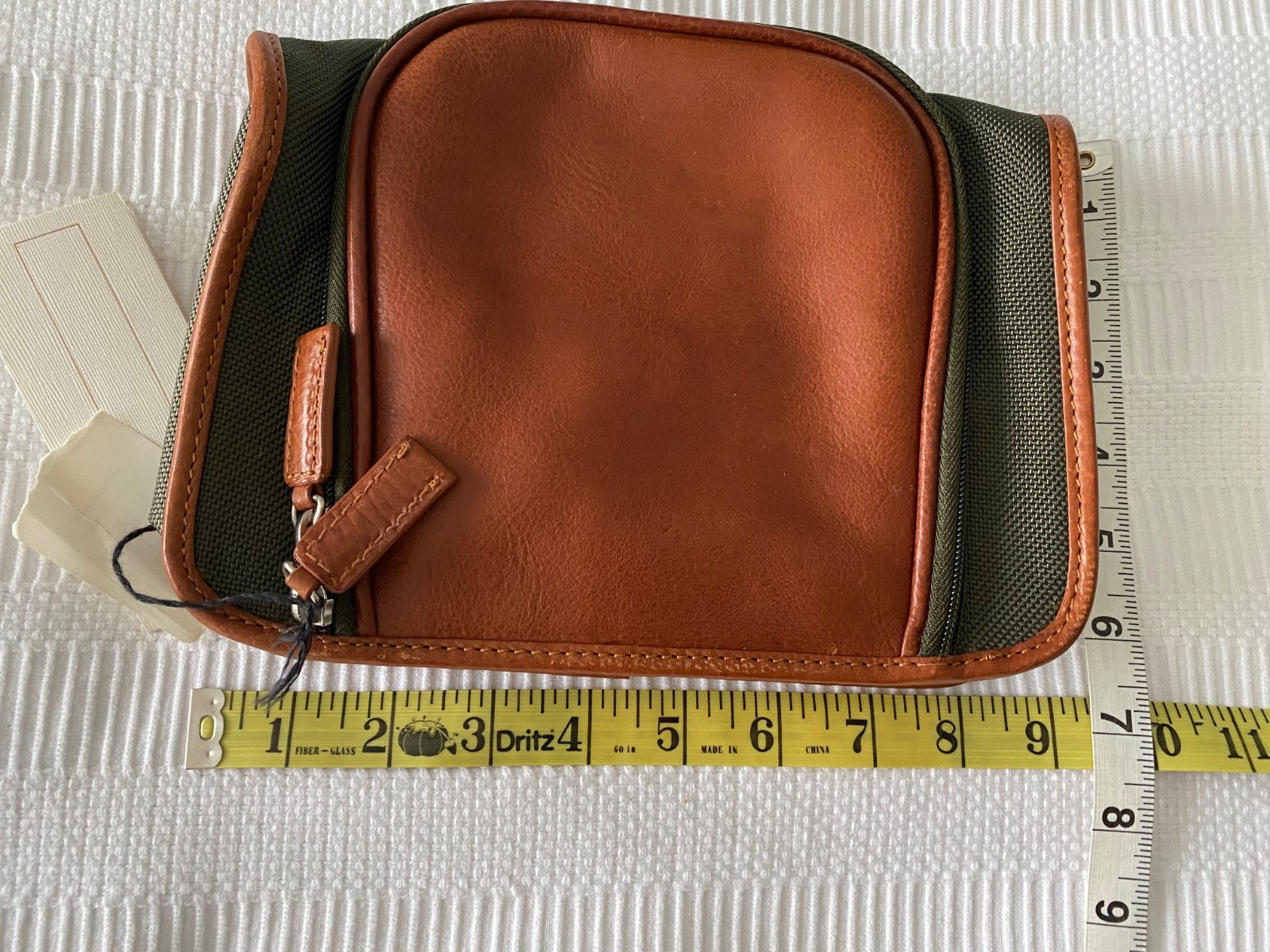 New Bosca Correspondent Small Kit Toiletry Bag Chestnut Leather Olive NWT