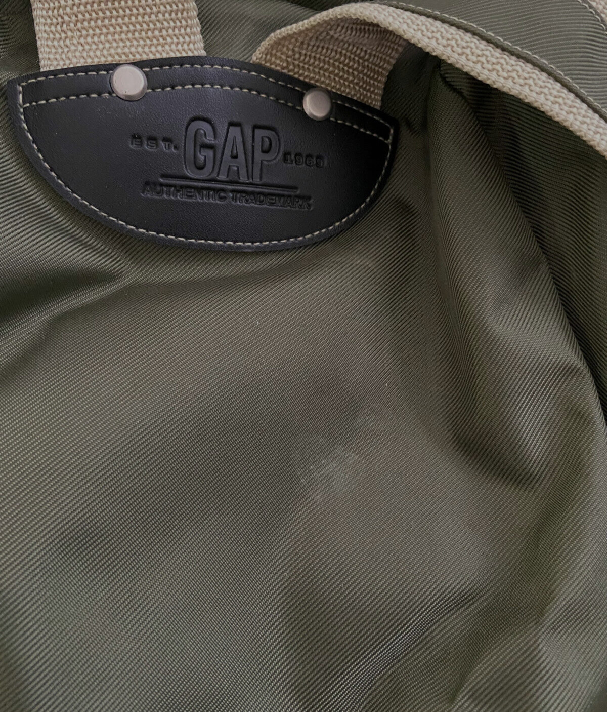 Gap Backpack Army Green Nylon Exterior Pocket Carryon Beach Sports Overnight Bag