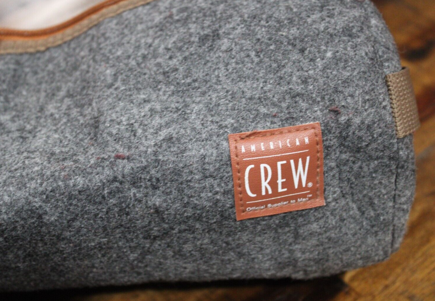 American CREW – shaving bag – Grey