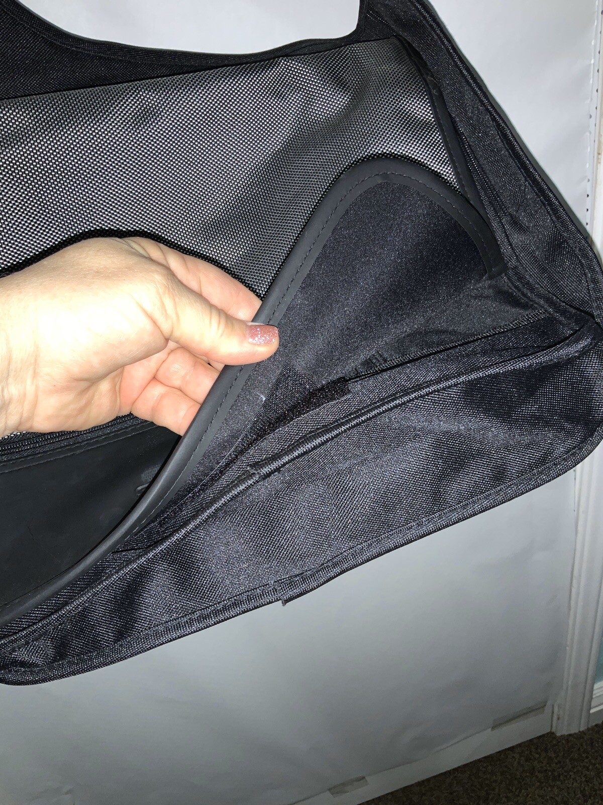 SWATCH GROUP U.S. LEEDS Black And Grey Messenger Bag NWOT
