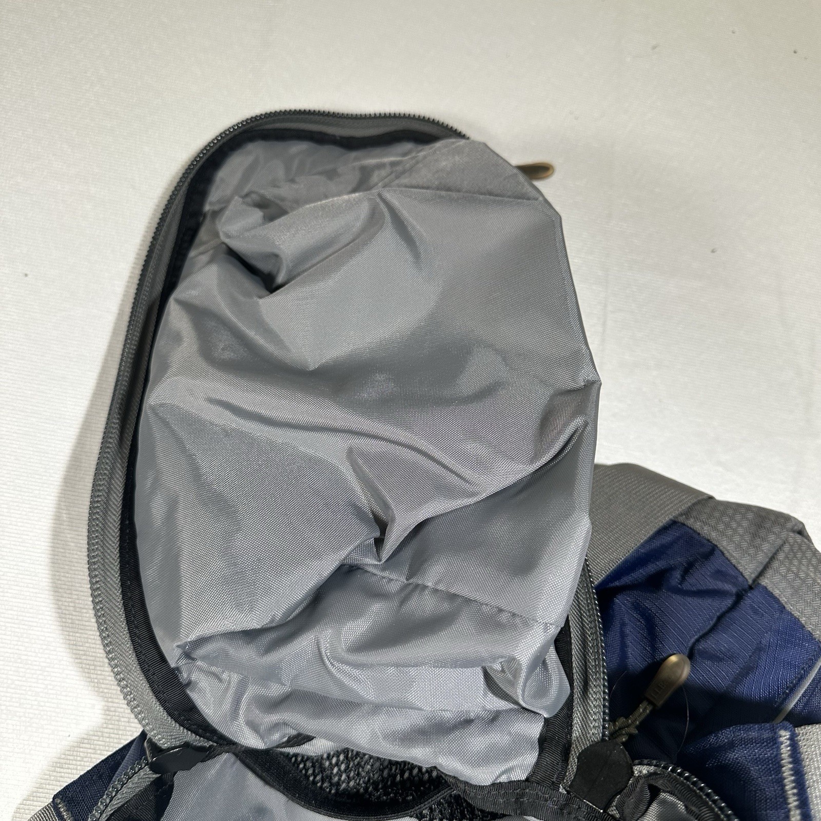 LL Bean Adventure Duffle Small Travel Bag Blue & Grey Cooler w insulated Pocket