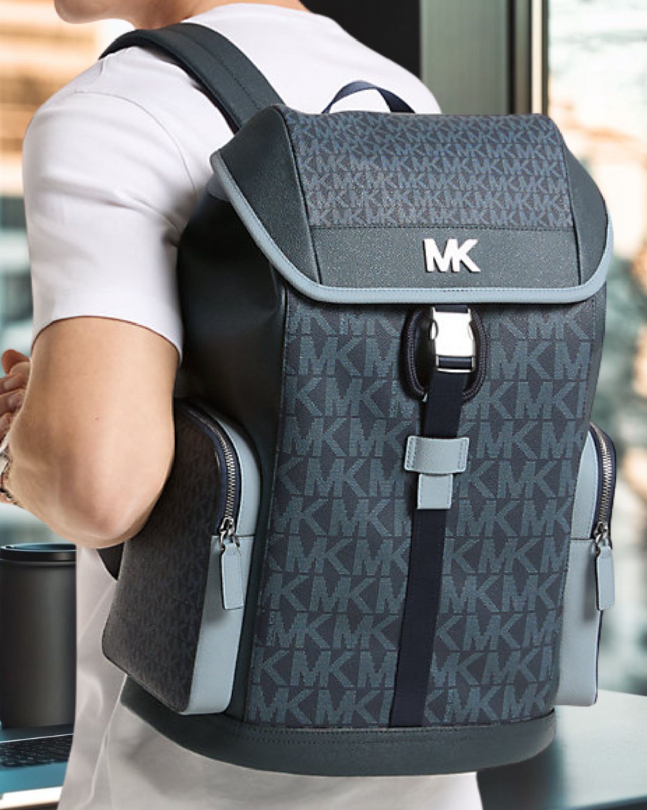 Michael Kors Cooper Men Medium Signature Logo Travel City Backpack Variation