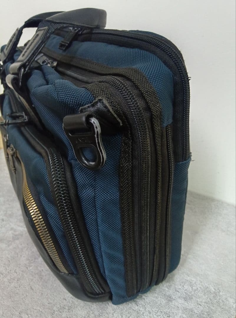 Tumi Alpha Bravo Slim Commuter Briefcase Navy H28 W37 D13-18cm No Shoulder