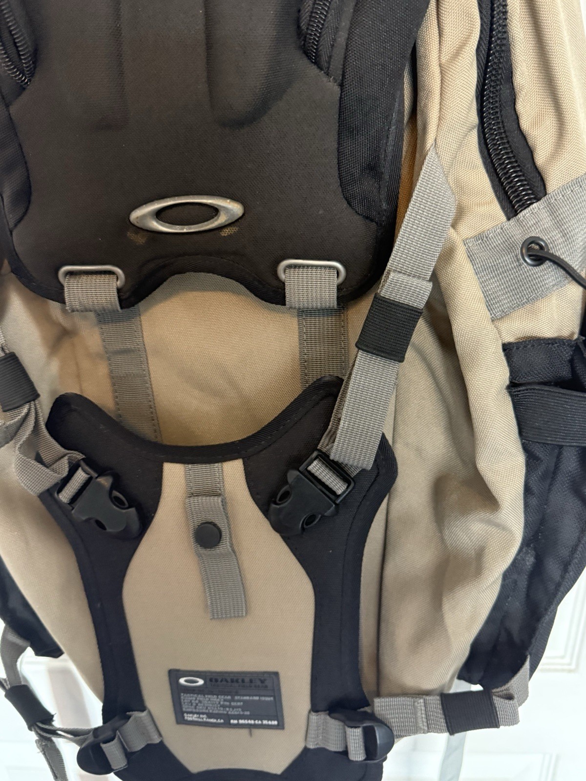 Oakley Tool Box 2.0 SI Tactical Terrain Tan Backpack