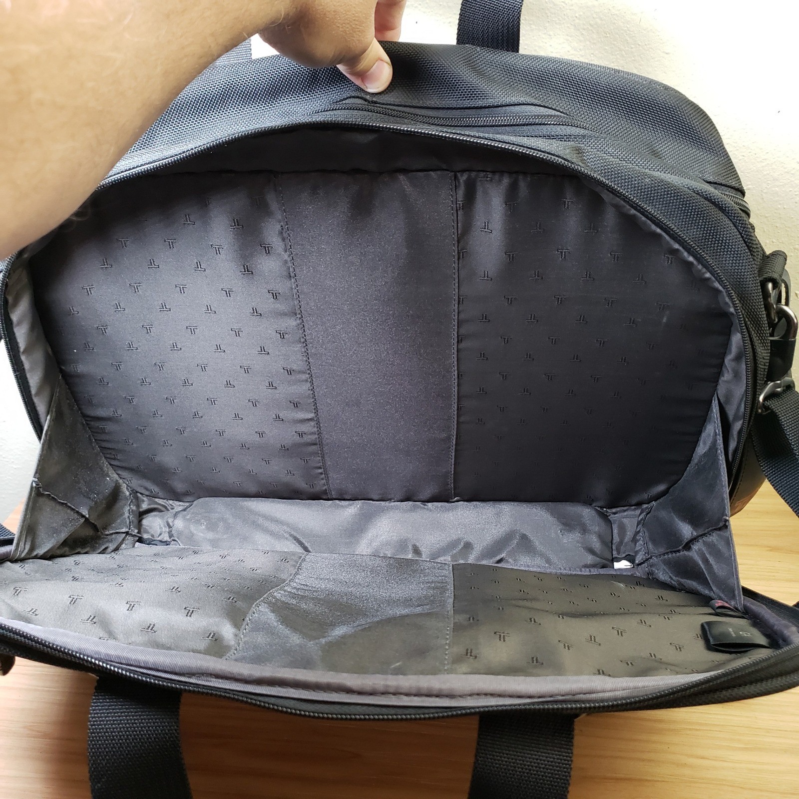 Tumi Alpha Boarding Tote Black Travel Bag Carry On Office Professional Career