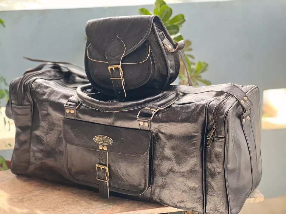 Leather Travel Duffel Weekend Overnight Luggage Men’s Bag Free Black Purse