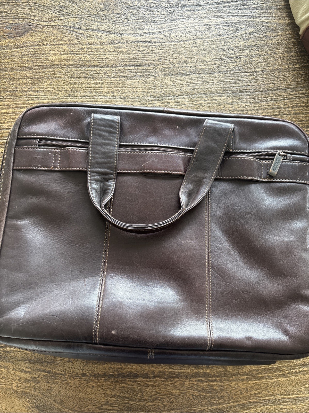 Kenneth Cole Reaction Brown Leather Laptop Bag Briefcase Style
