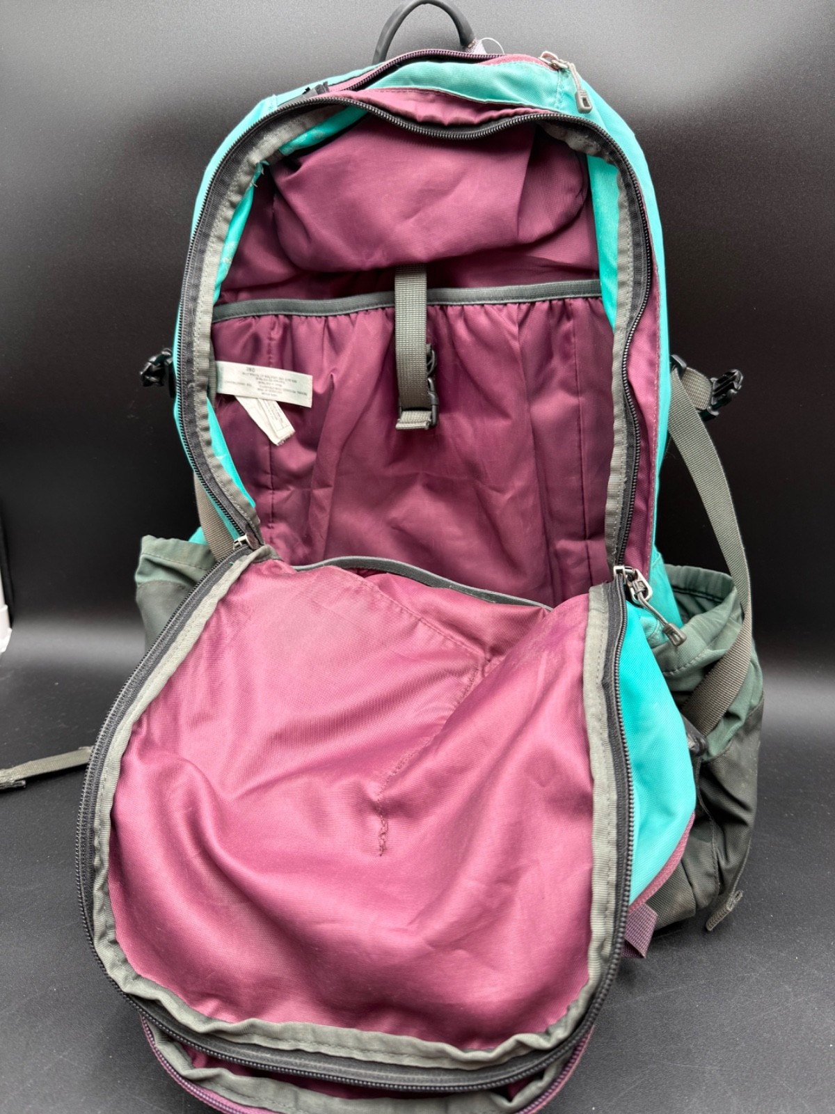 Patagonia Refugio Pack 28L Backpack Hiking Daypack Nylon Outdoor Durable Pack