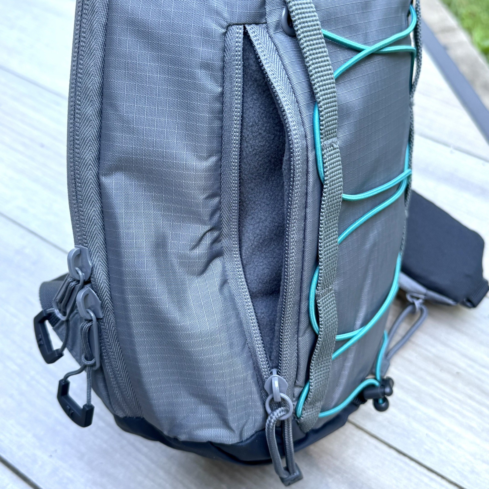 Hurley Tech Terrain Sling Bag Gray