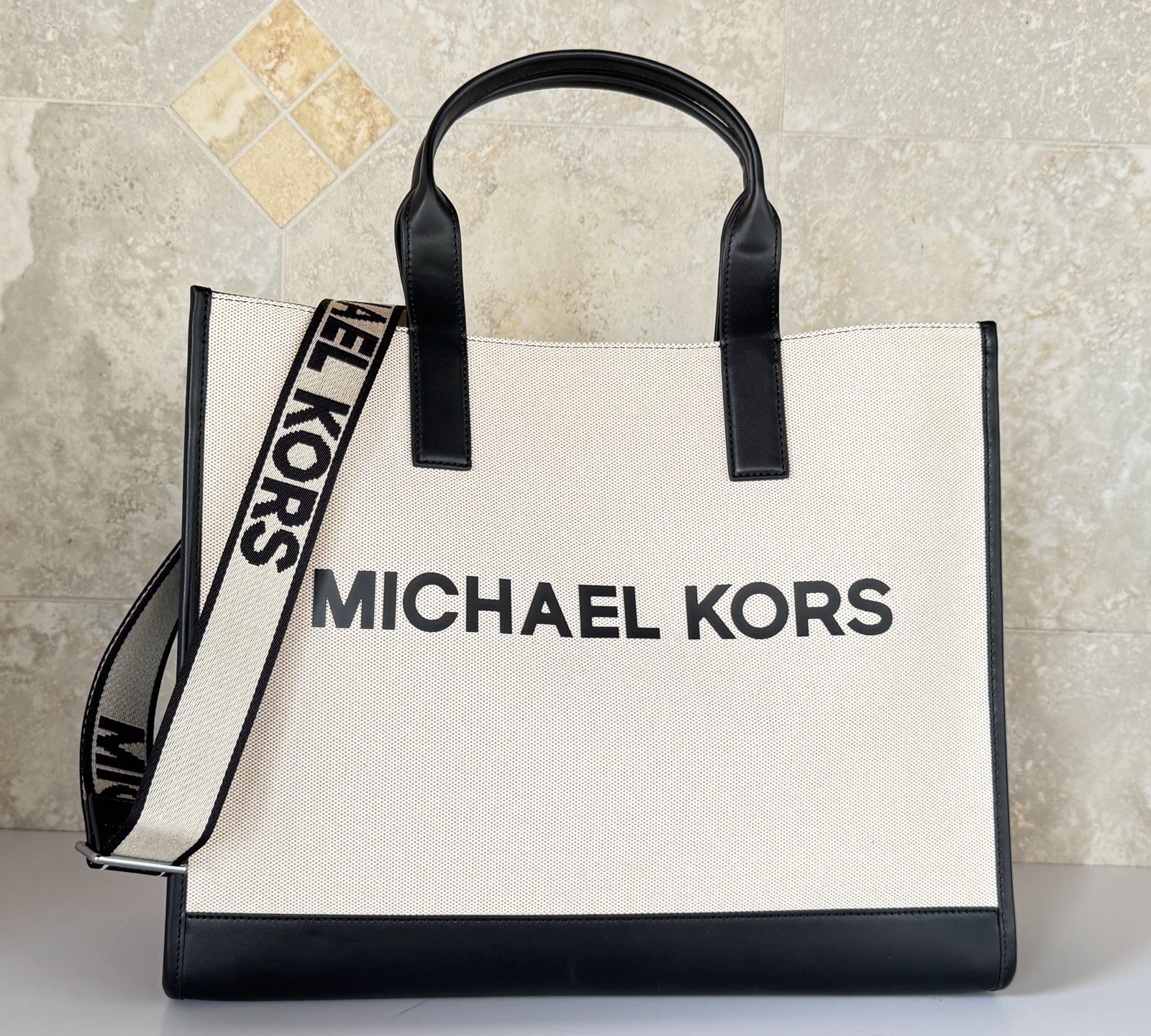 MICHAEL KORS COOPER XL COMMUTER STRUCTURED TOTE SHOULDER BAG NATURAL BLACK