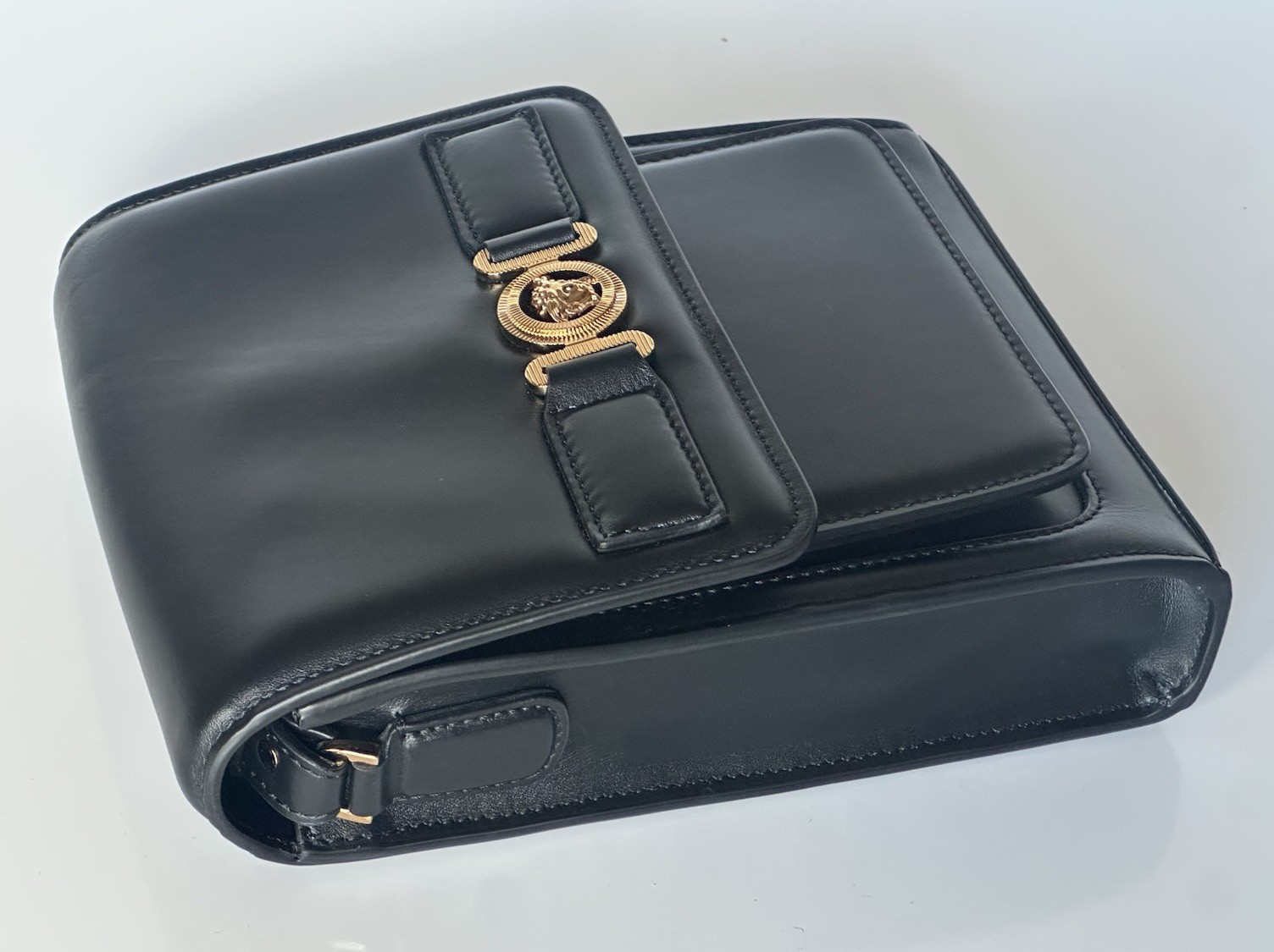 Versace Medusa Biggie Black Vertical Crossbody Leather Bag 1017068 NWT $1450