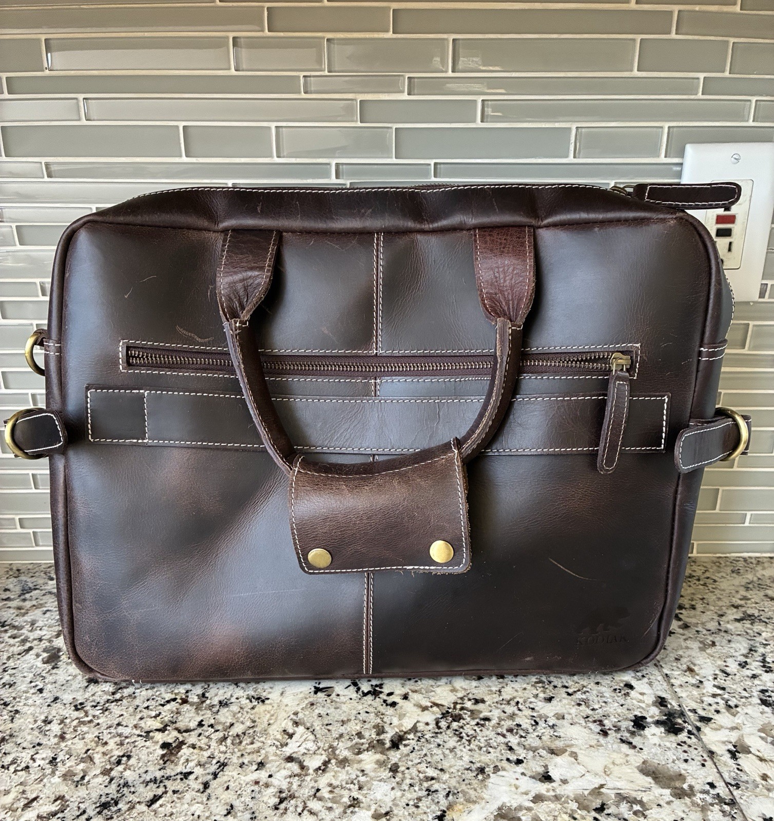 Kodiak Pilot Buffalo Leather Carry On 2 Compartment Bag w/ Shoulder Strap