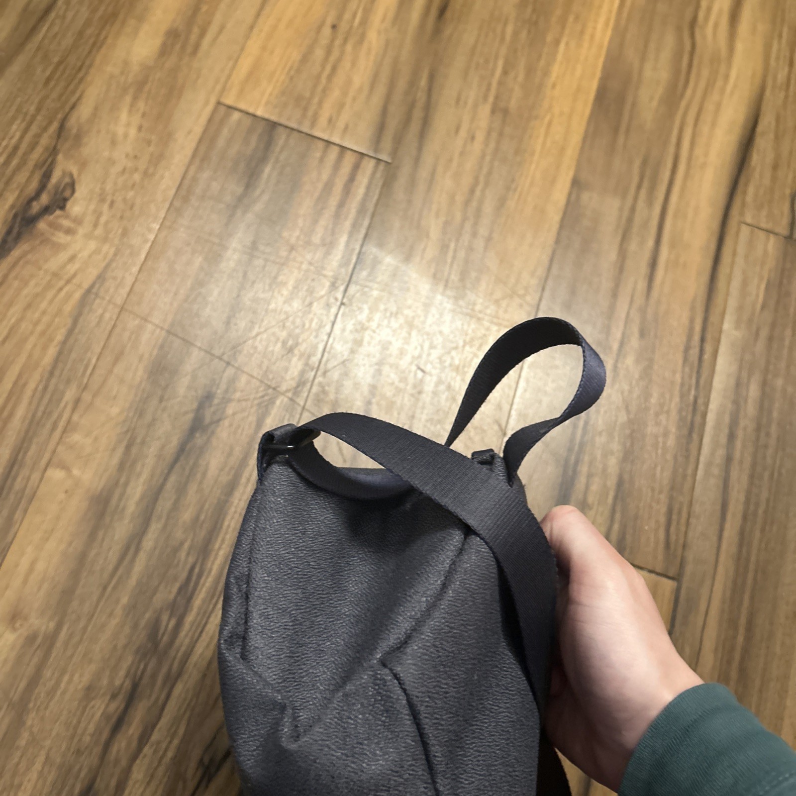 Bellroy Sling Mini Bag Gray Small Crossbody Bag Unisex 4L D2