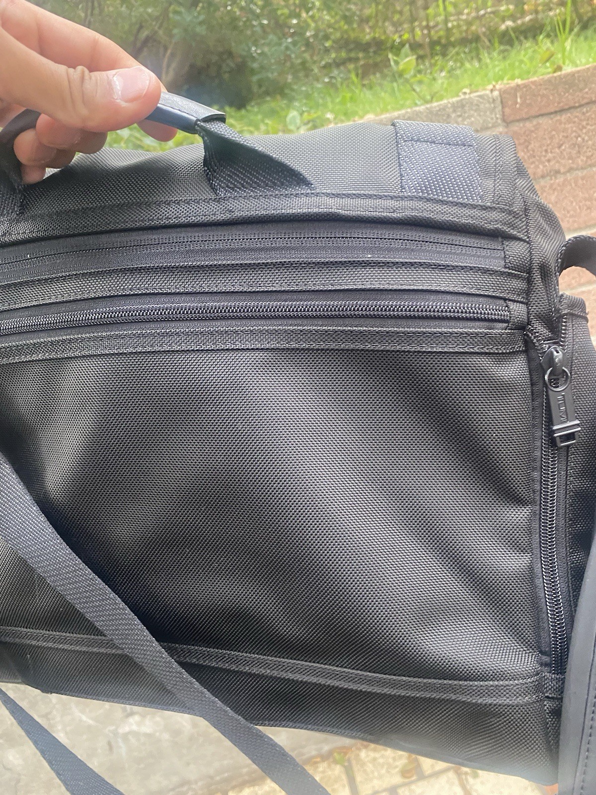 Tumi Alpha Bravo Fallon Messenger Bag Black Nylon Leather Trim Shoulder Strap