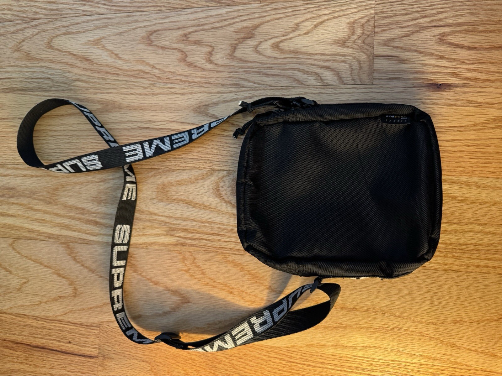 Supreme SS18 Shoulder Bag – Black