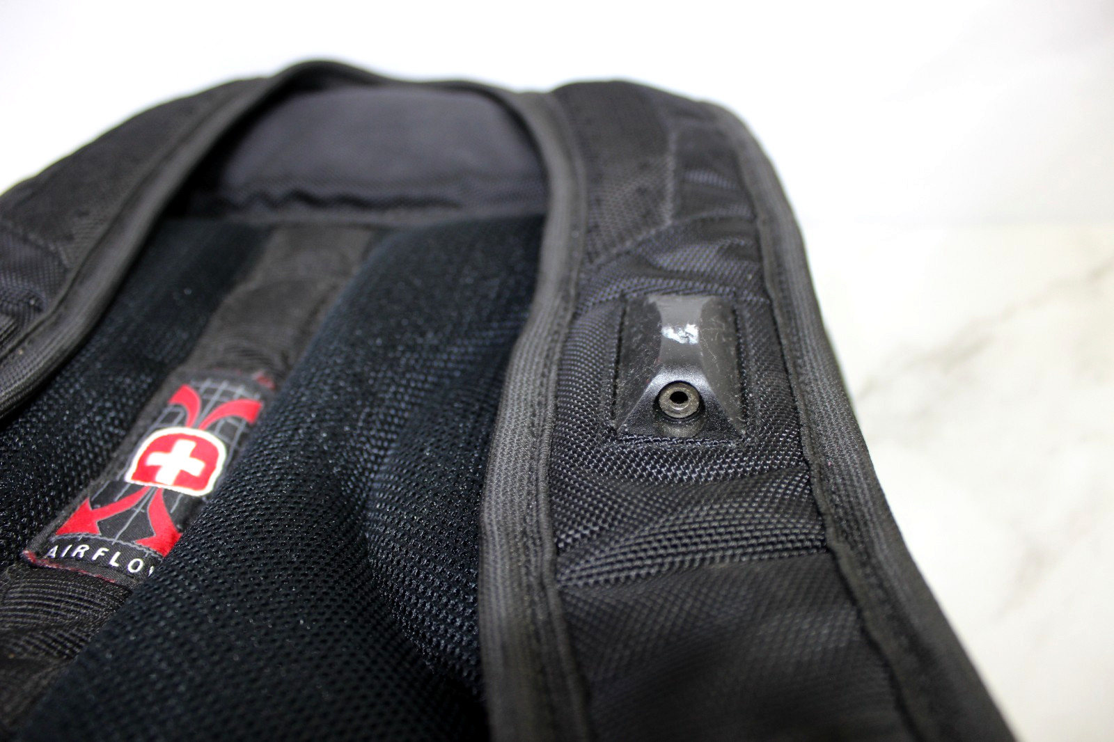 Swiss Gear Airflow Laptop Tablet Backpack Black Scan Smart Compartments