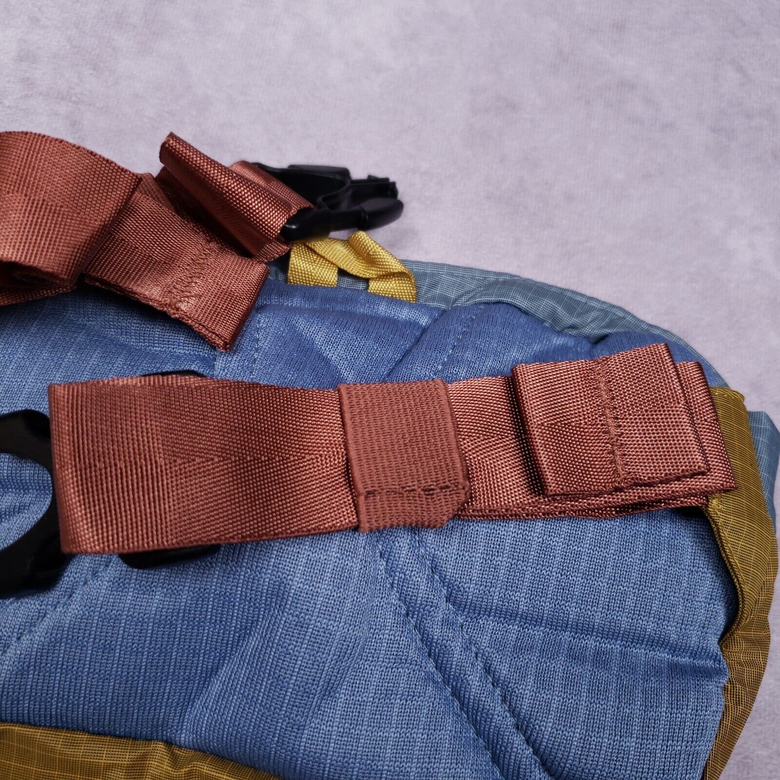 Patagonia Ultralight Black Hole Mini Hip Pack Belt Bag Patchwork Cabin Gold 1L