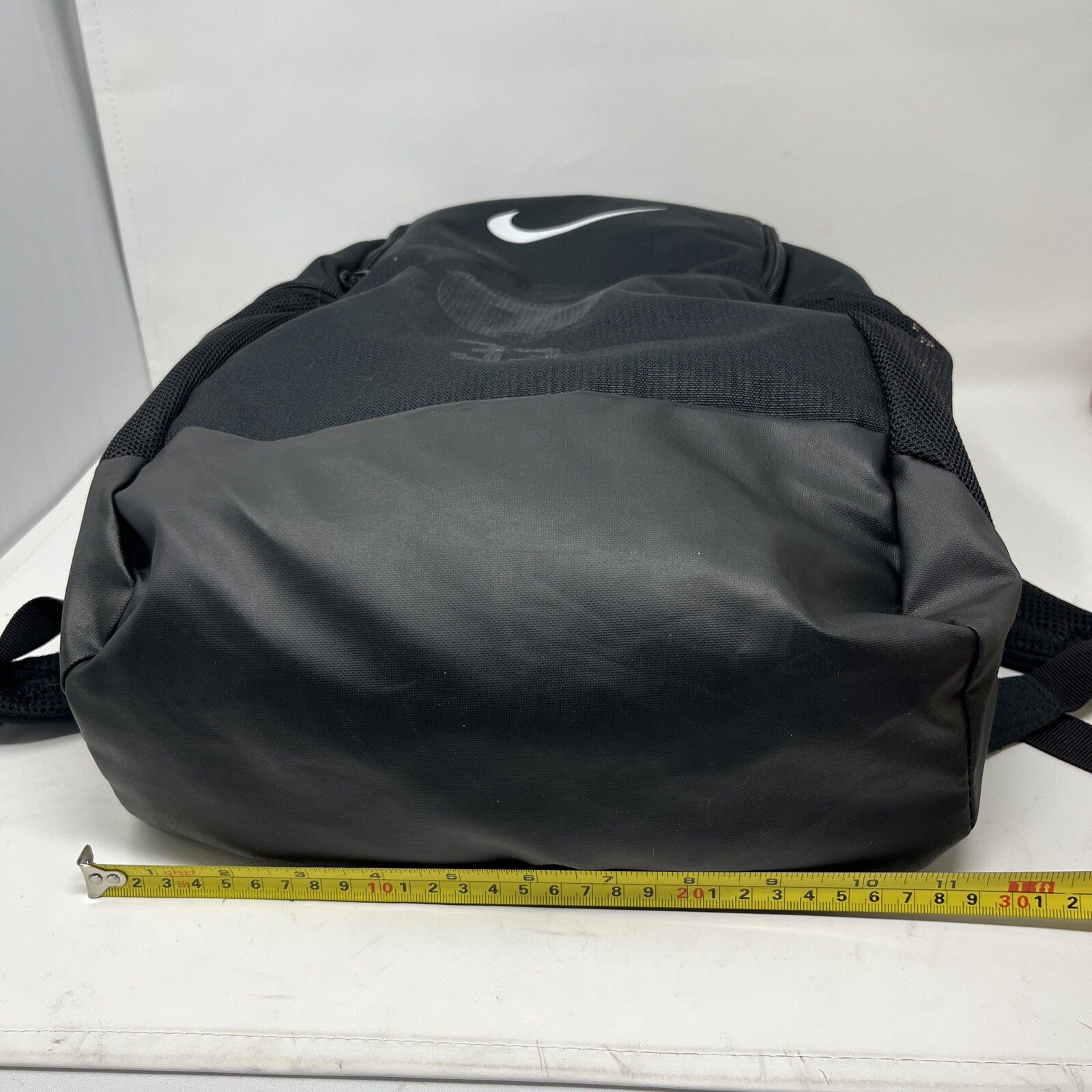 Nike Brasilia 9.5 Backpack Medium Training Sports Backpack Black 18×12″