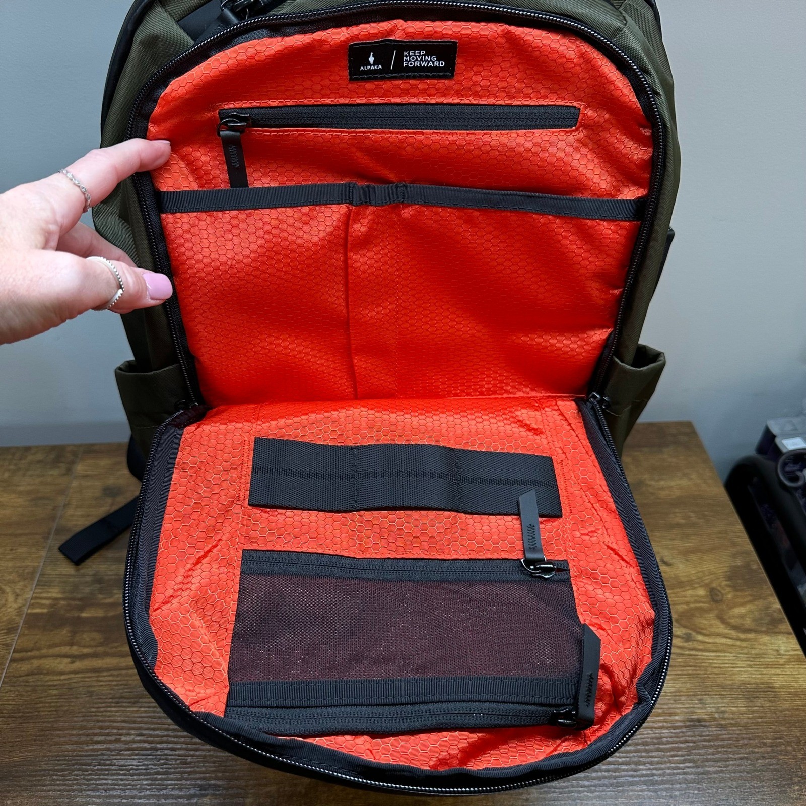 NEW Alpaka Elements Backpack Pro Olive Green X-Pac X42 26L Laptop Bag Bookbag