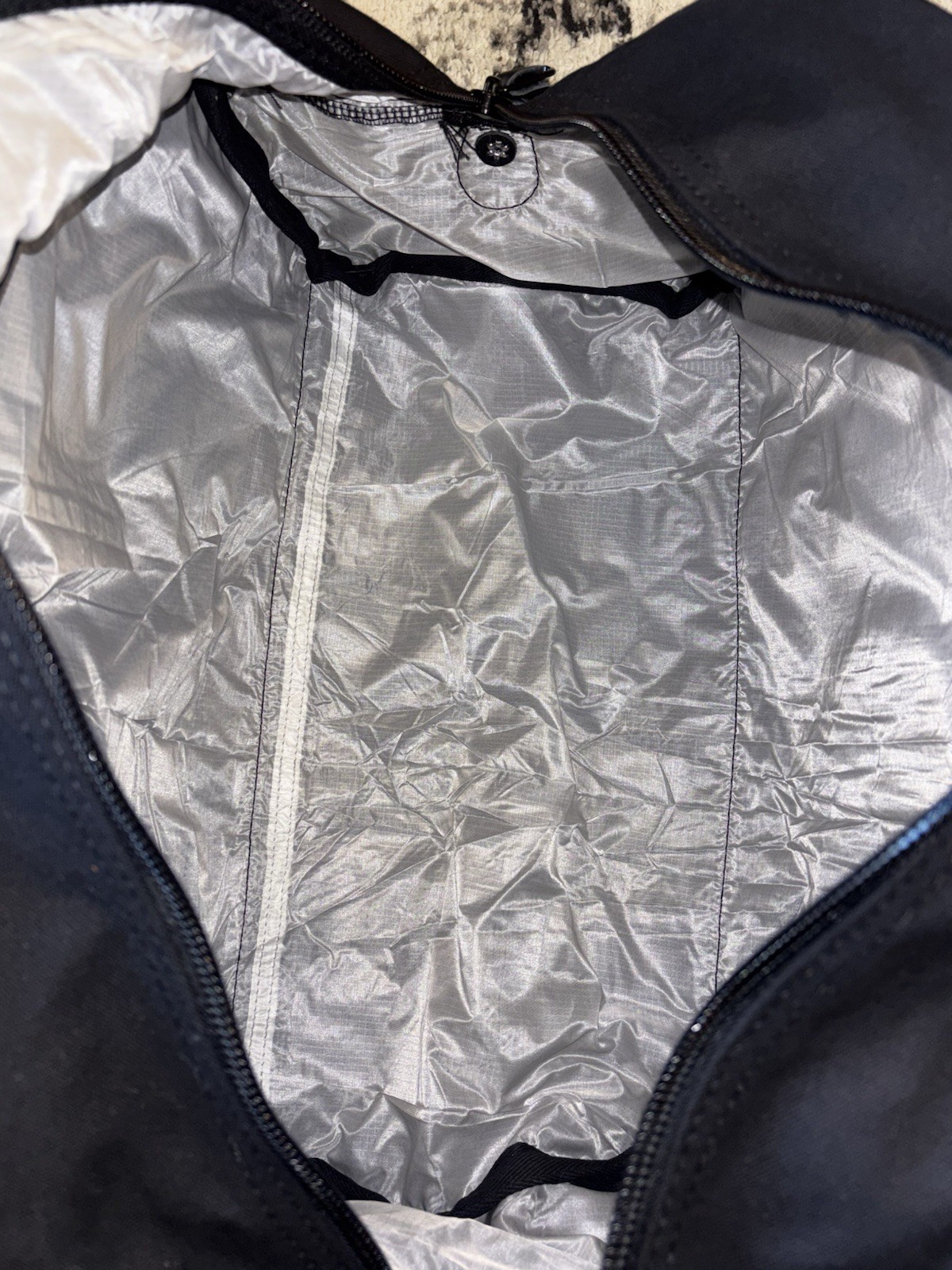 Duluth Pack Cirrus Black Duffel with Parachute Lining