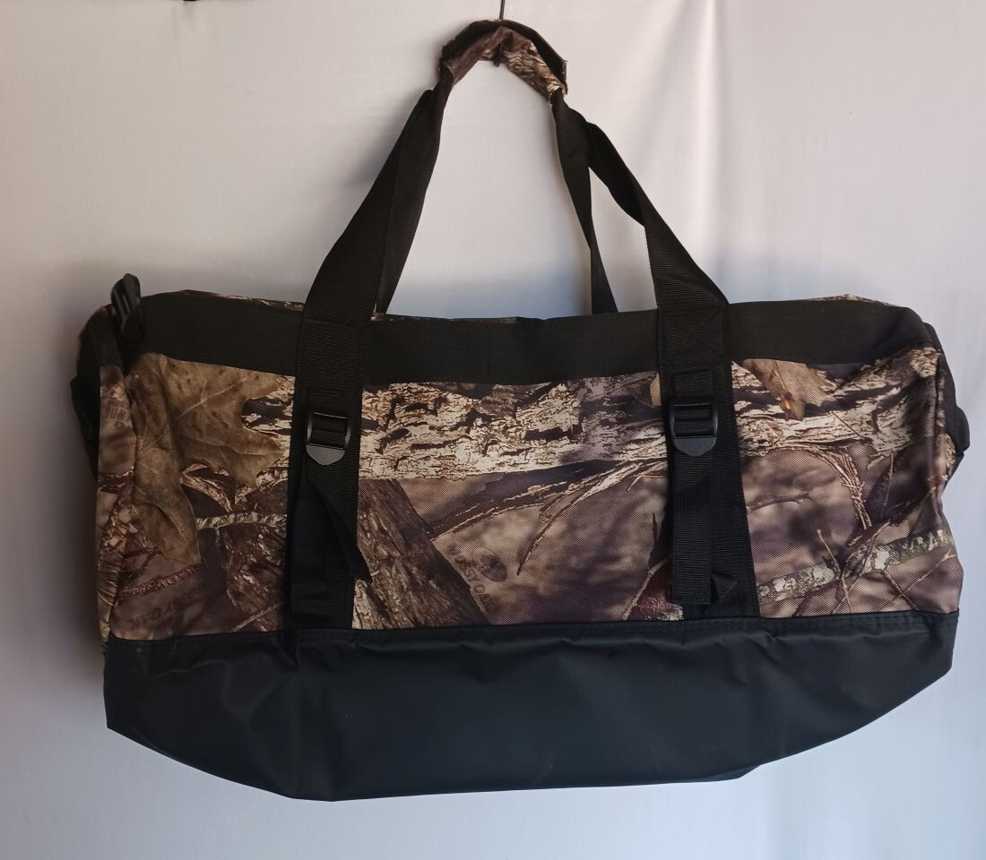 StormTech Mossy Oak Mens Camouflage Camo X-Large Duffle Backpack Bag GBW-1M NWT