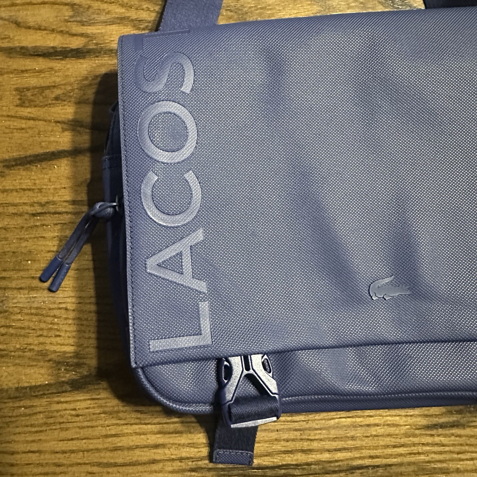 Lacoste Navy Blu Pique Spell Out Logo Cross Body Messenger Bag Unisex Laptop Bag