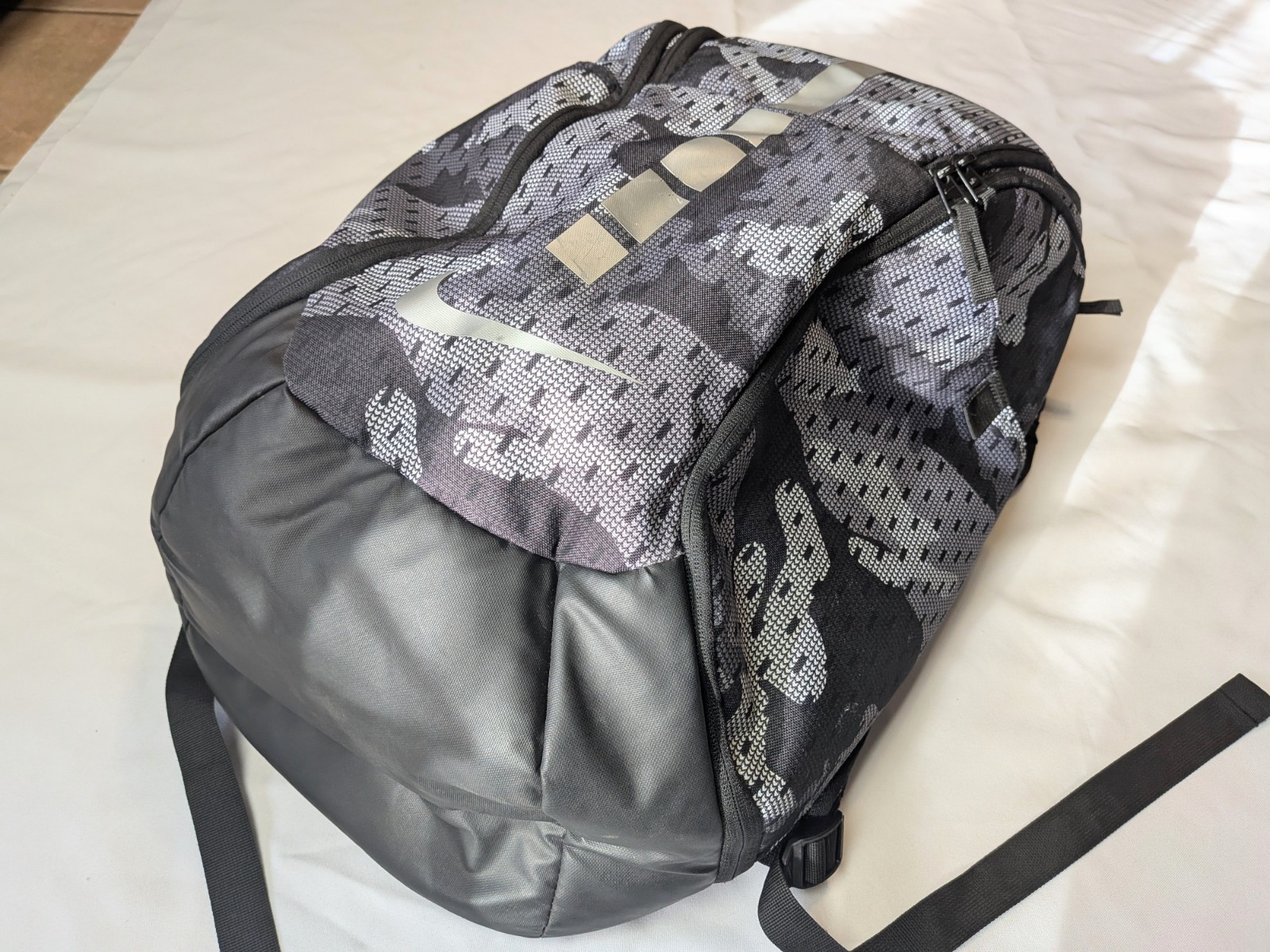 Nike Hoops Elite Pro Basketball Backpack Black Gray Camo