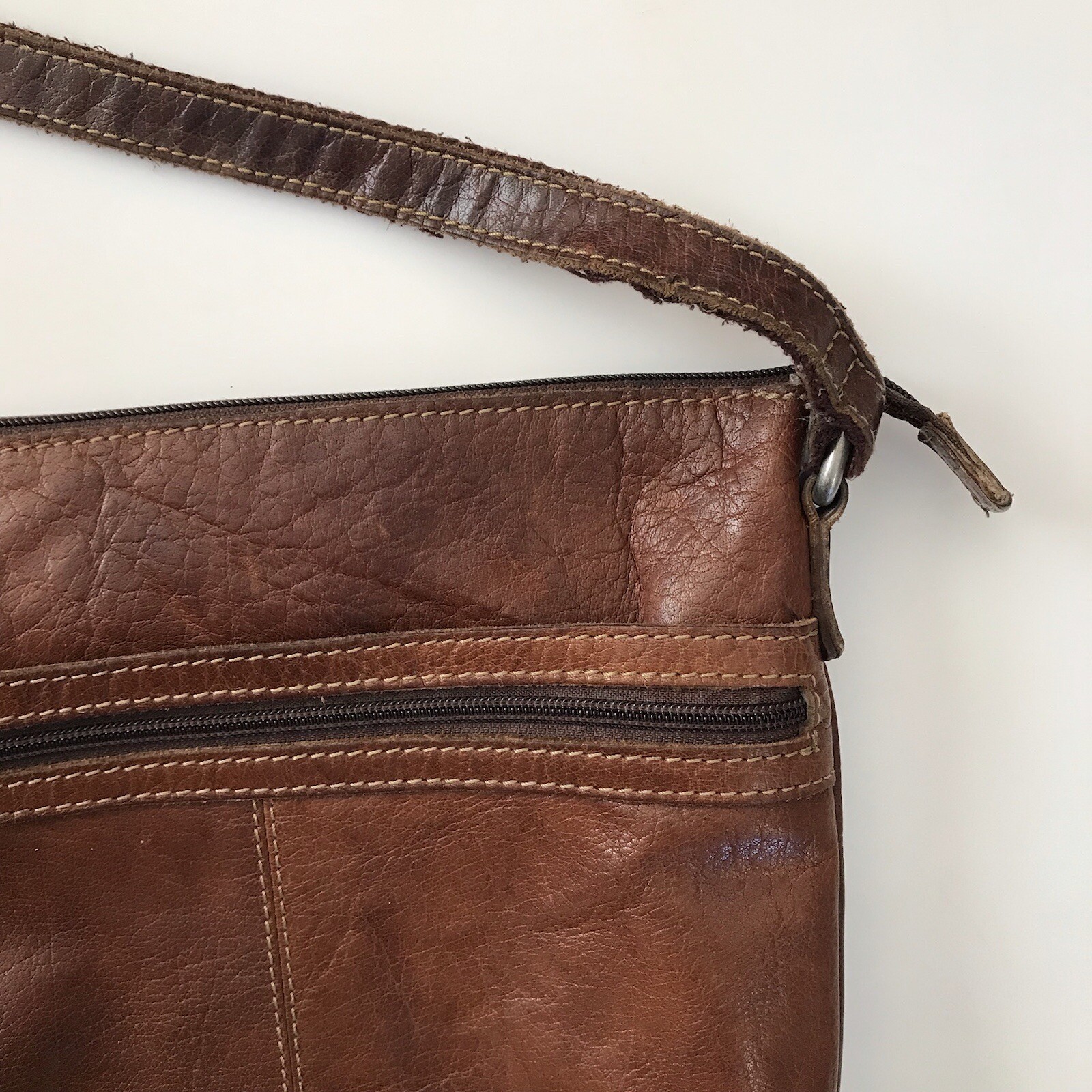 Jack Georges Crossbody Purse Bag Buffalo Leather Voyager Slim Brown Zip Pockets