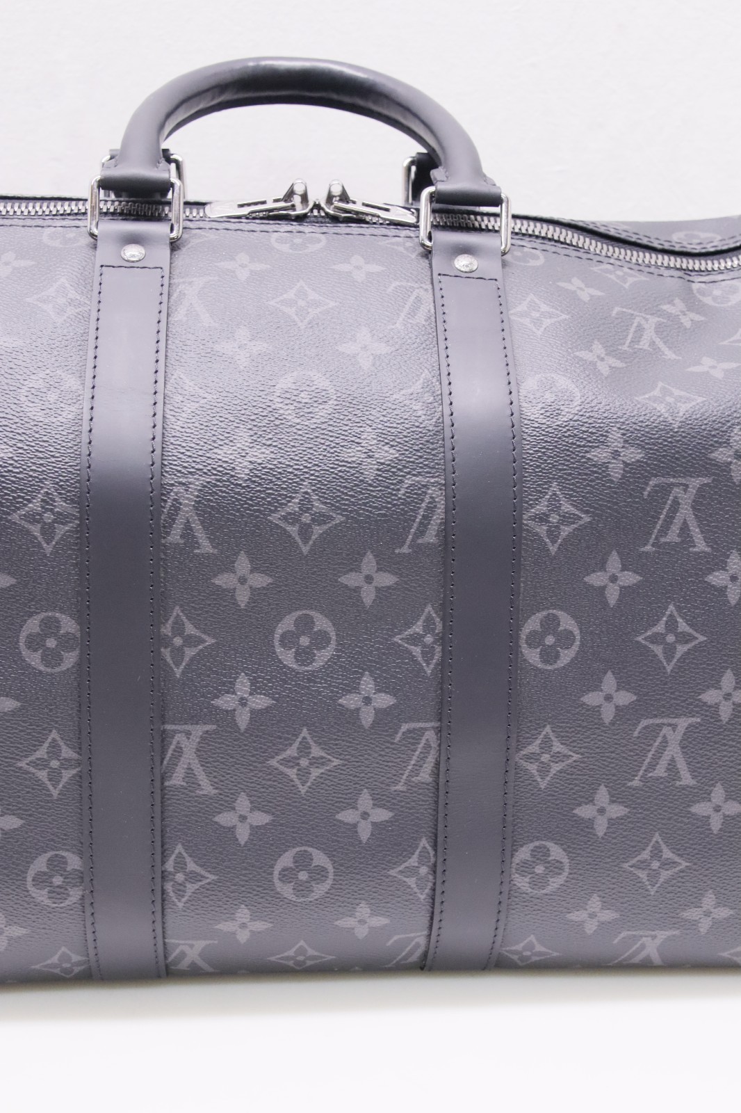 Louis Vuitton Keepall 45 Bandouliere Damier Graphite LV Travel Duffle Bag MB3137