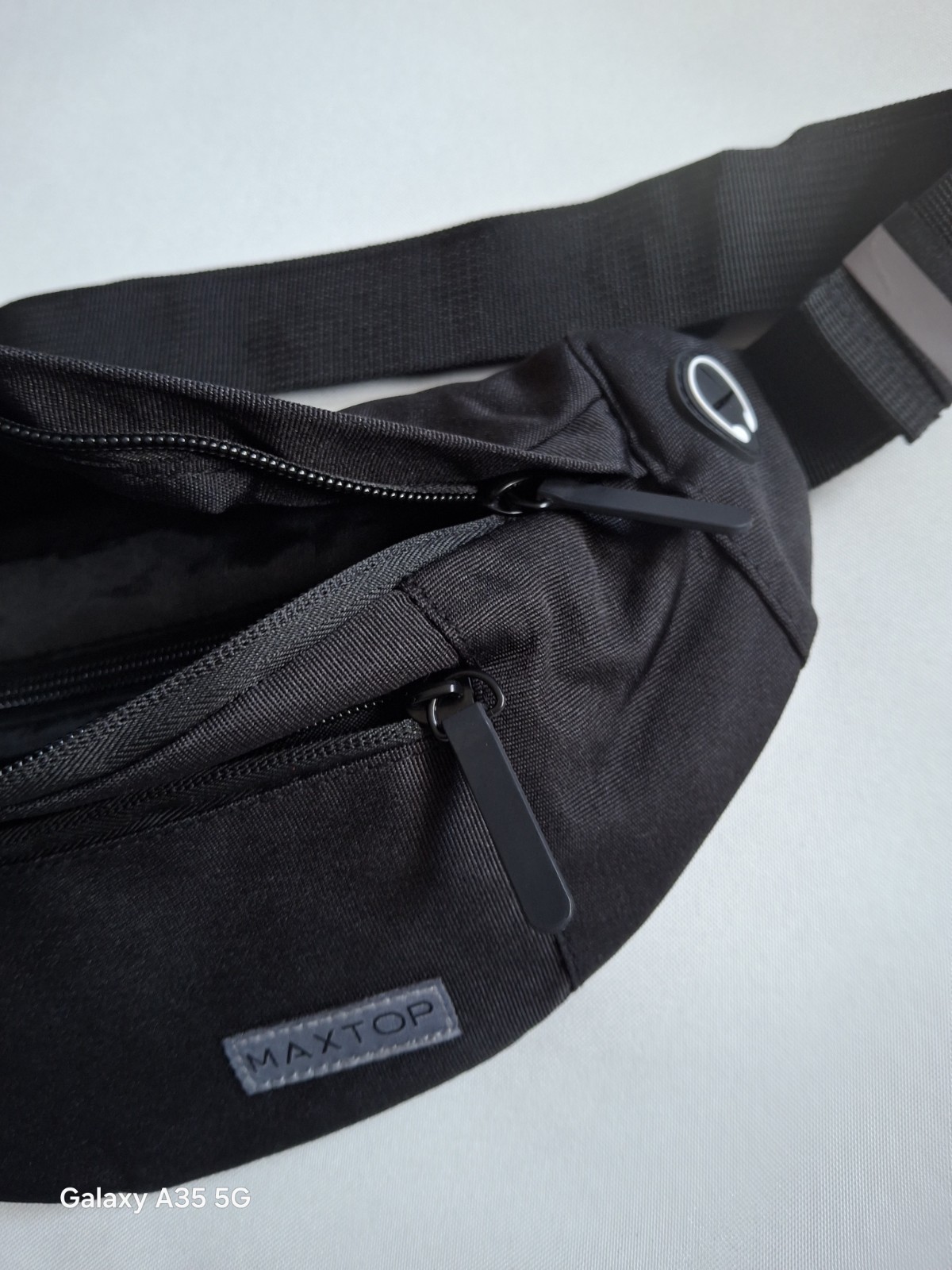 MAXTOP Fanny Pack Unisex Multiple Compartments 4 Pockets Black