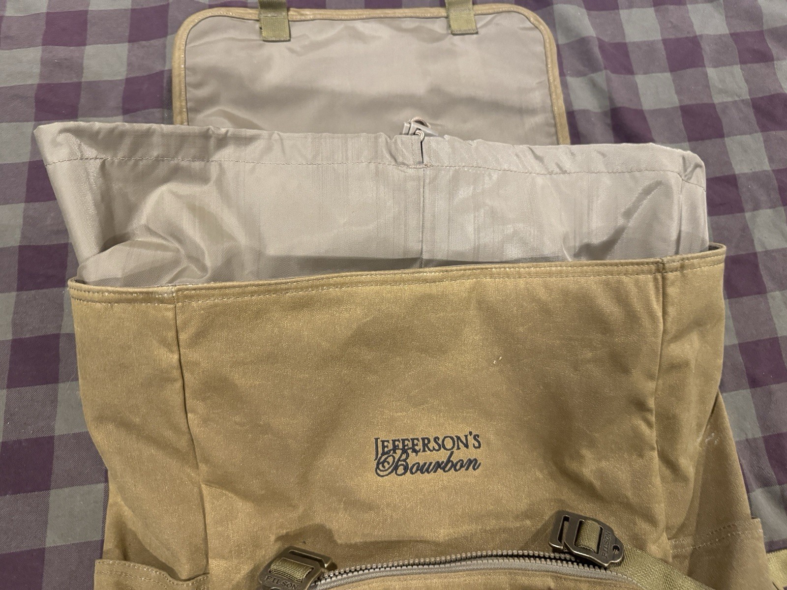 Filson Matte Wax Tin Cloth Rucksack – Backpack – NWT – Rare