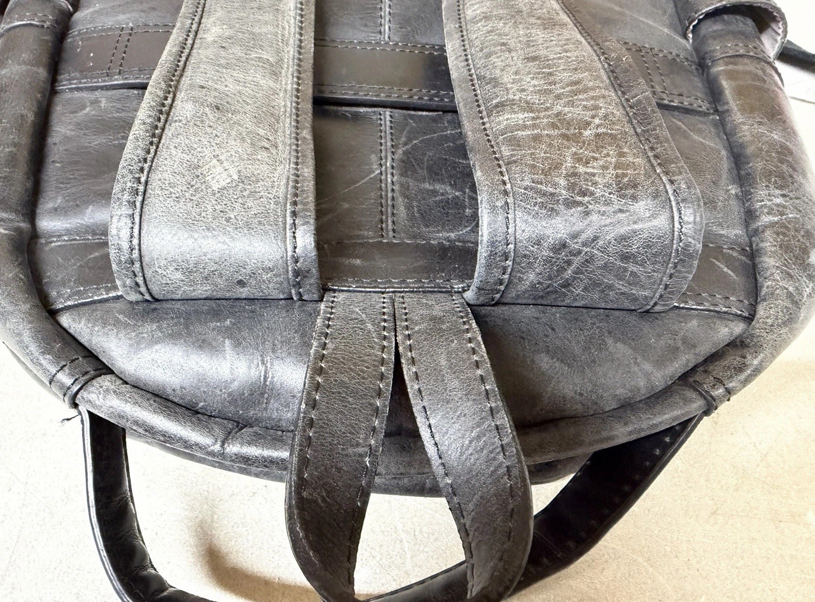 Rawlings Black Leather Rugged Backpack w/Zipper Closures & Striped Interior RARE